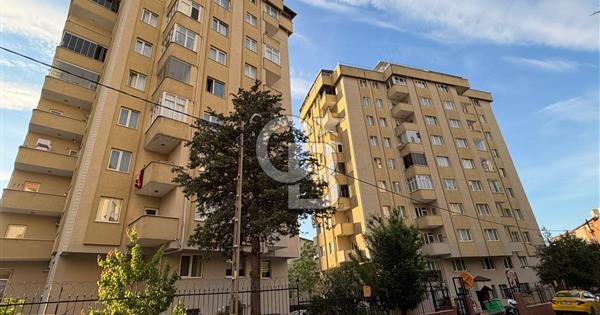 Necip Fazıl Mah. Ulaş Sitesinde Otoparklı Güvenlikli 2+1 - 350320