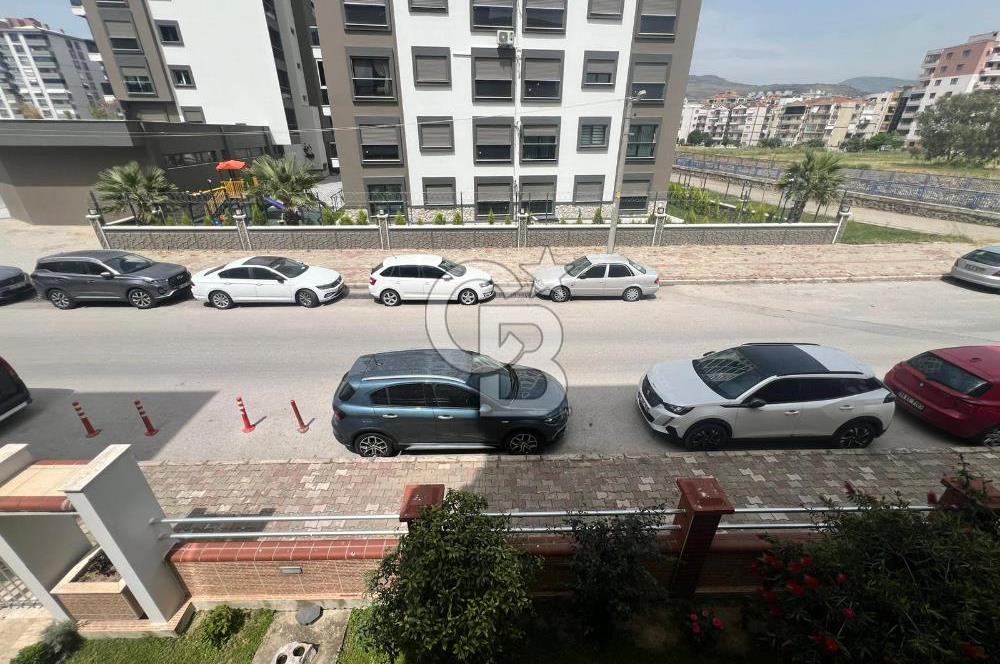 Çiğli Ataşehir Irmak Residence 1+1 Büyük Kiralık Daire