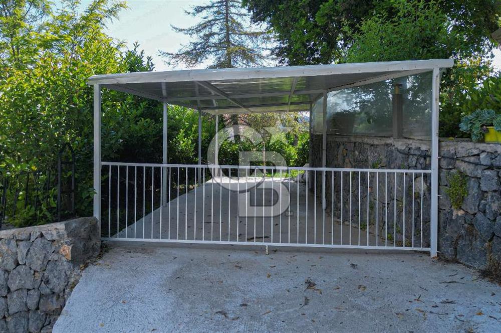 Kuşçular Yeşiloba Sitesi’nde Doğa İçinde Müstakil Satılık Villa