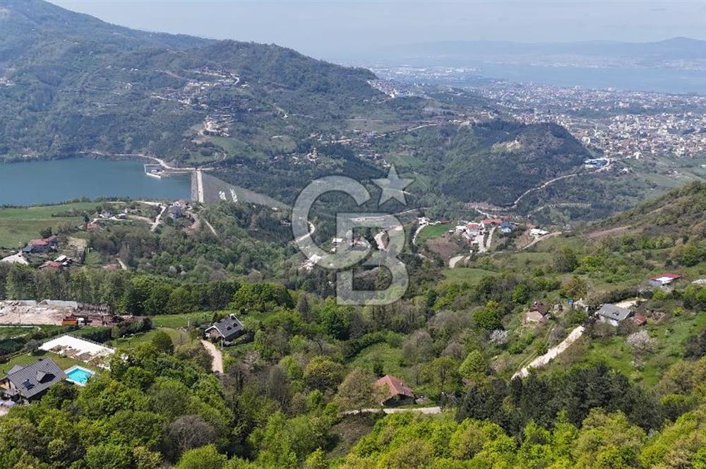 KOCAELİ BAŞİSKELE BARAJ VE DENİZ MANZARALI SATILIK TARLA