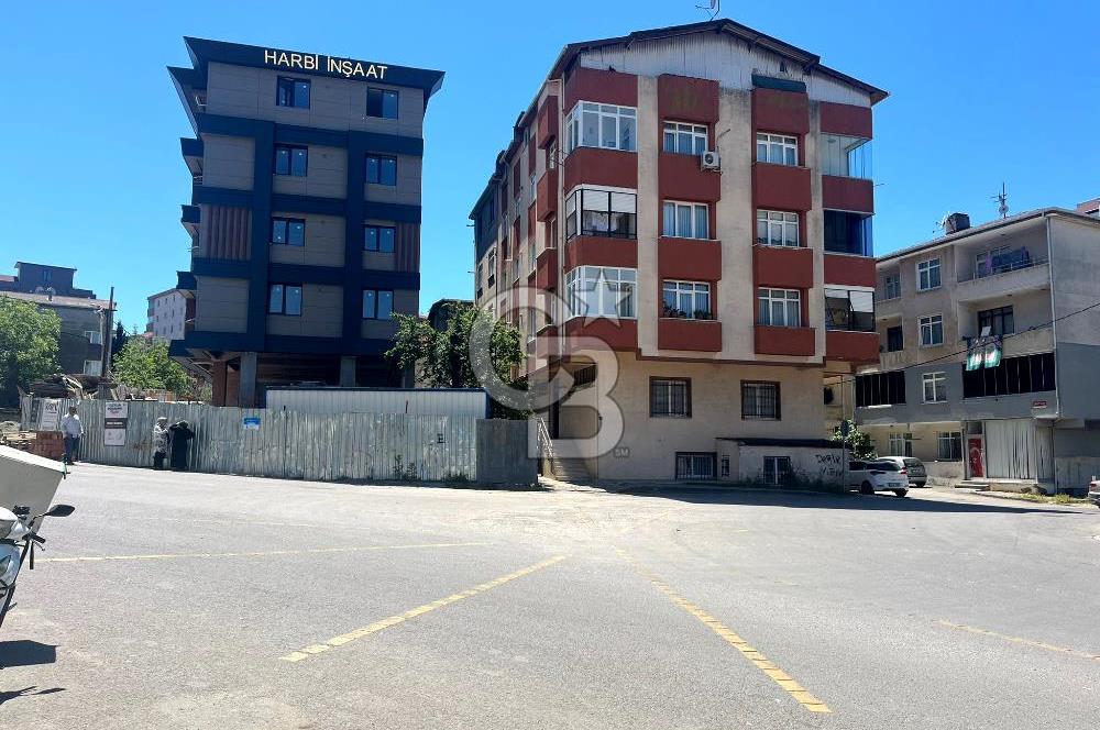 Soğanlık Eraykent Caddesinde Cadde Üstü 300 m² Kiralık Dükkan