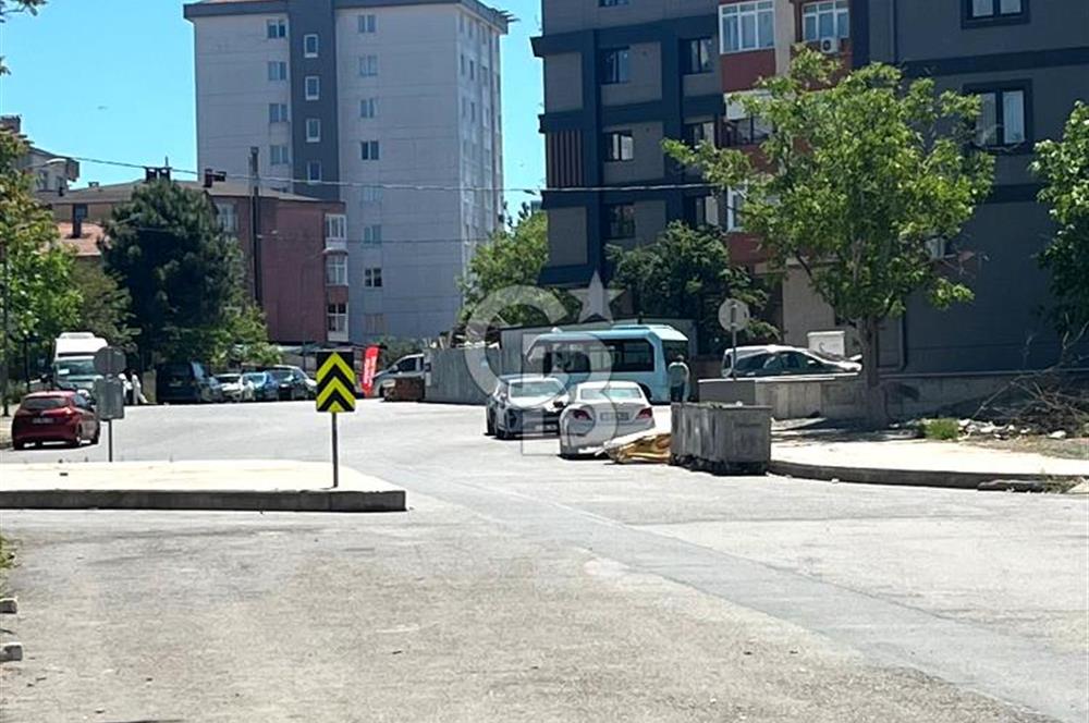 Soğanlık Eraykent Caddesinde Cadde Üstü 300 m² Kiralık Dükkan