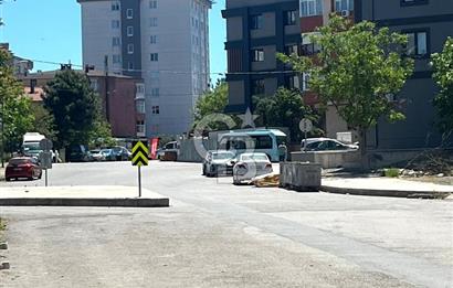 Soğanlık Eraykent Caddesinde Cadde Üstü 300 m² Kiralık Dükkan