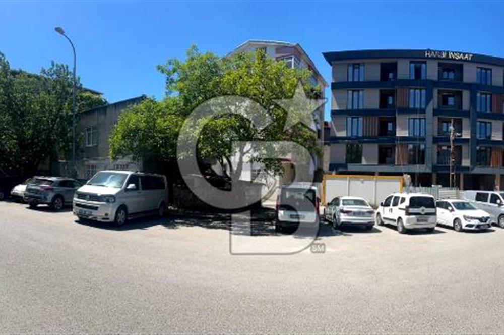 Soğanlık Eraykent Caddesinde Cadde Üstü 300 m² Kiralık Dükkan