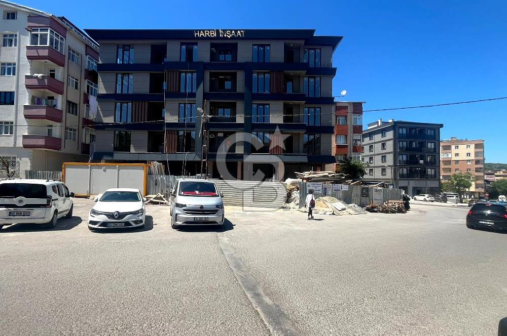 Soğanlık Eraykent Caddesinde Cadde Üstü 300 m² Kiralık Dükkan