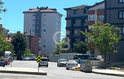 Soğanlık Eraykent Caddesinde Cadde Üstü 300 m² Kiralık Dükkan