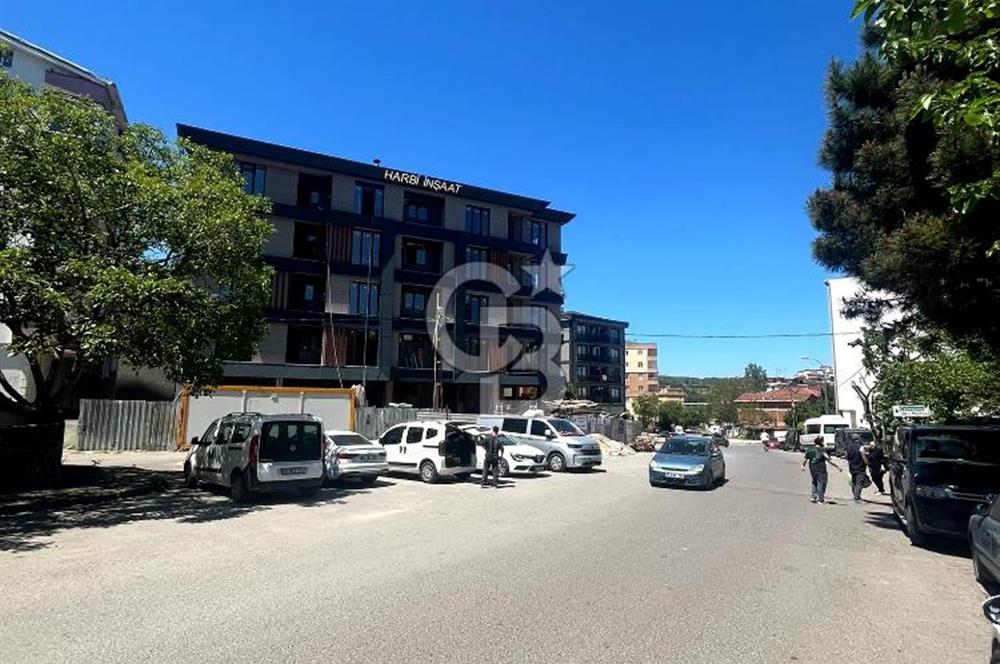 Soğanlık Eraykent Caddesinde Cadde Üstü 300 m² Kiralık Dükkan