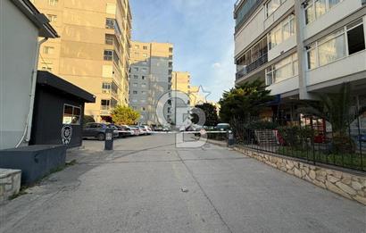 İzmir Bayraklıda site içi 3+1 satılık daire