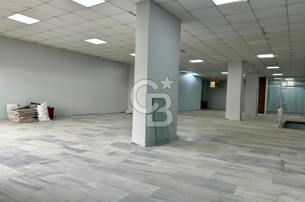 PENDİK ANKARA CADDESİ’ NDE SATILIK PRESTİJLİ DÜKKAN 