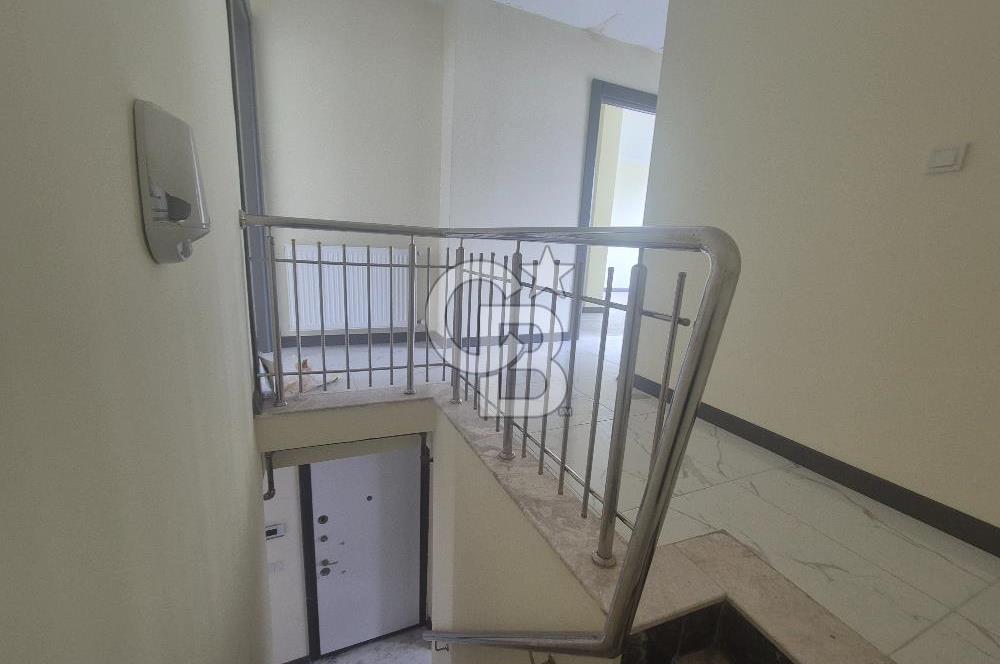 İzmir Çiğli Balatçıkta Çatı Dubleksi Satılık Daire