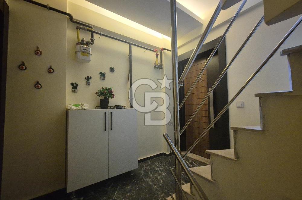 İzmir Çiğli Balatçıkta Çatı Dubleksi Satılık Daire