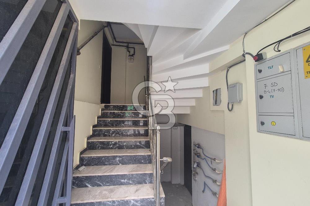 İzmir Çiğli Balatçıkta Çatı Dubleksi Satılık Daire