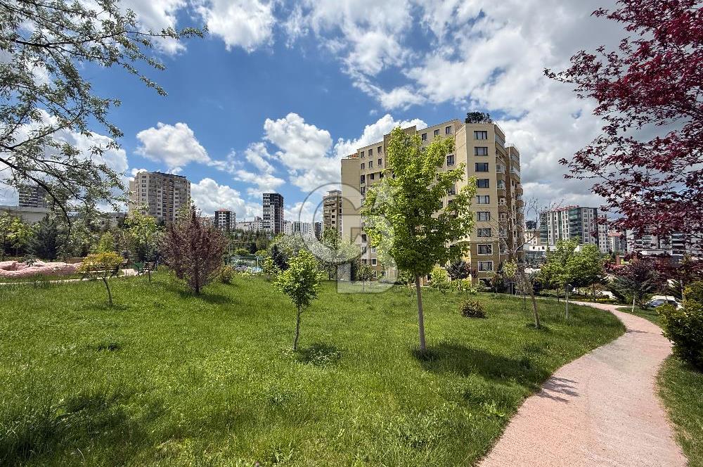 SEĞMEN BAĞLICA KONUTLARINDA PEYZAJ CEPHELİ ARAKAT LÜKS 4+1 DAİRE