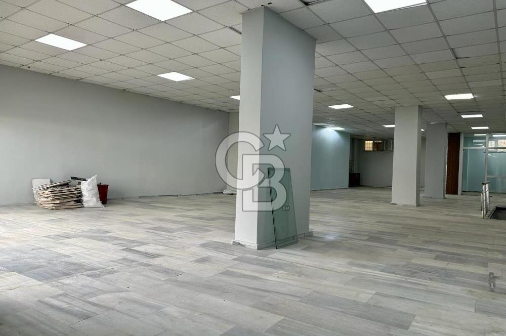 PENDİK ANKARA CADDESİ’ NDE SATILIK PRESTİJLİ DÜKKAN 