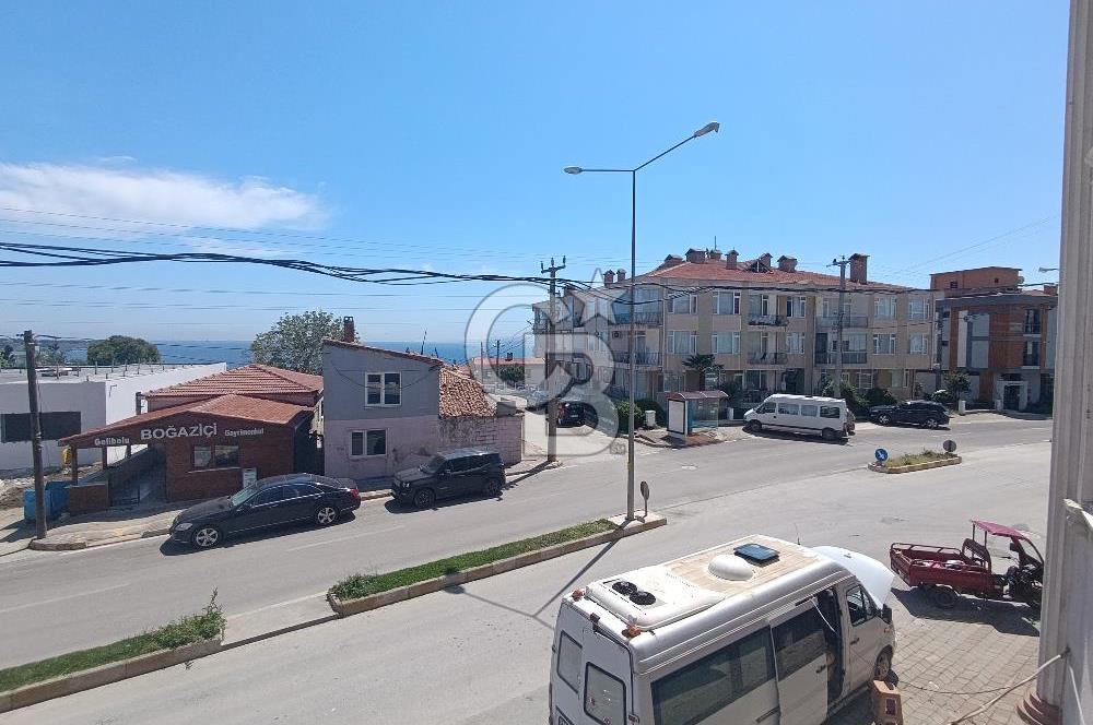 GELİBOLU YAZICIZADE'DE DENİZ MANZARALI YENİLENMİŞ 3+1 KİRALIK DAİRE