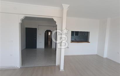 GELİBOLU YAZICIZADE'DE DENİZ MANZARALI YENİLENMİŞ 3+1 KİRALIK DAİRE