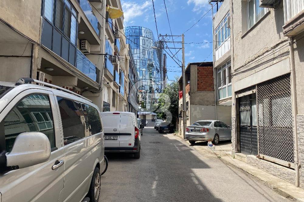 Karşıyaka Örnekköy'de Ticari Kiralık İmalathane