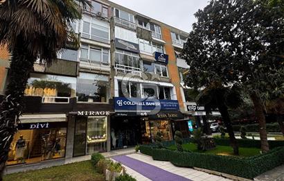 BAĞDAT CADDESİ SUADİYE’DE PRESTİJLİ TABELA DEĞERİ YÜKSEK OFİS
