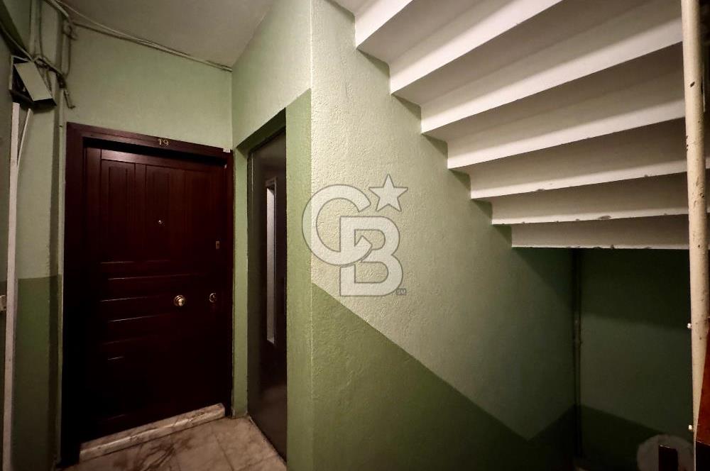 BAĞDAT CADDESİ SUADİYE’DE PRESTİJLİ TABELA DEĞERİ YÜKSEK OFİS