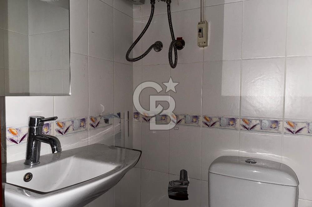BAĞDAT CADDESİ SUADİYE’DE PRESTİJLİ TABELA DEĞERİ YÜKSEK OFİS
