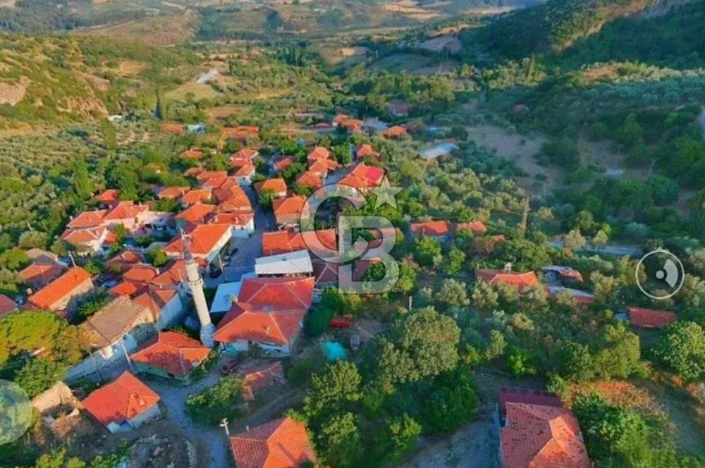 Soma Karacahisar 6572 M2 Ana Yola ve Köye Yakın Satılık Tarla