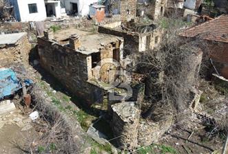 İzmir Bayındır Önü Açık Yola Cepheli Satılık Müstakil Ev ve Arsa - 11 - 350374
