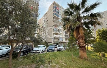 İzmir Bayraklıda site içi 3+1 satılık daire