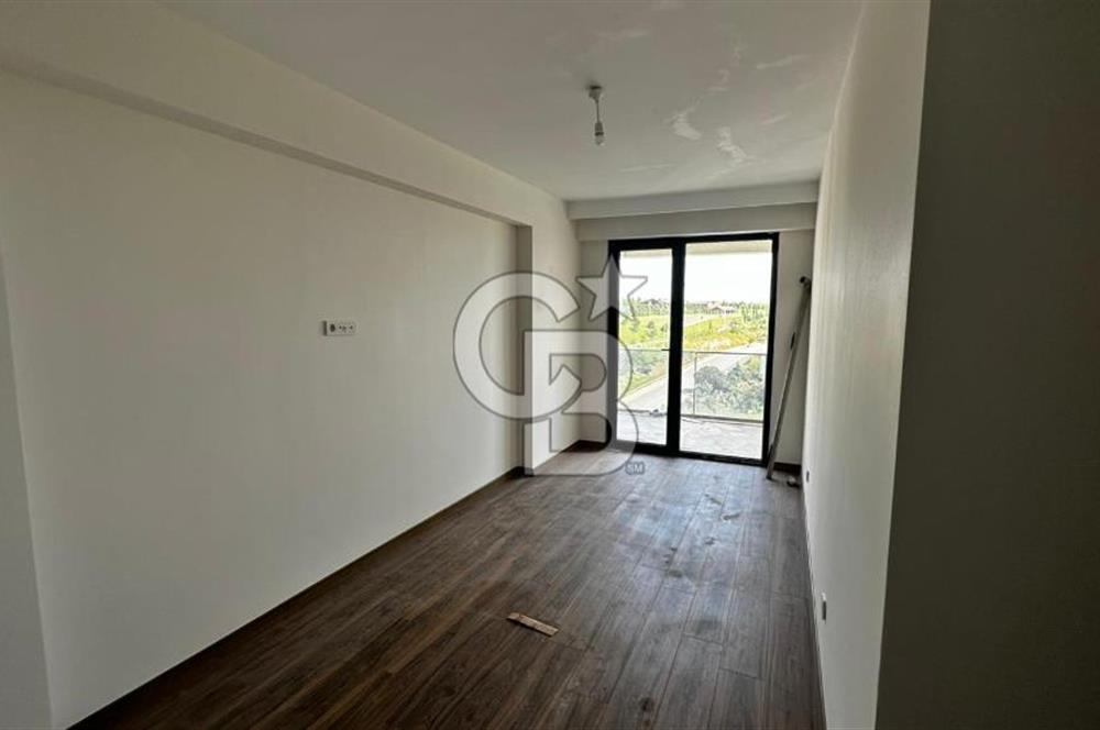 FGM GLORIA SİTESİNDE BÜYÜK TİP 2 BALKONLU KİRALIK 2+1 DAİRE