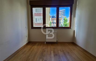 Feneryolunda 5 Yaşında Yeni Binada Satılık 3+1 Daire