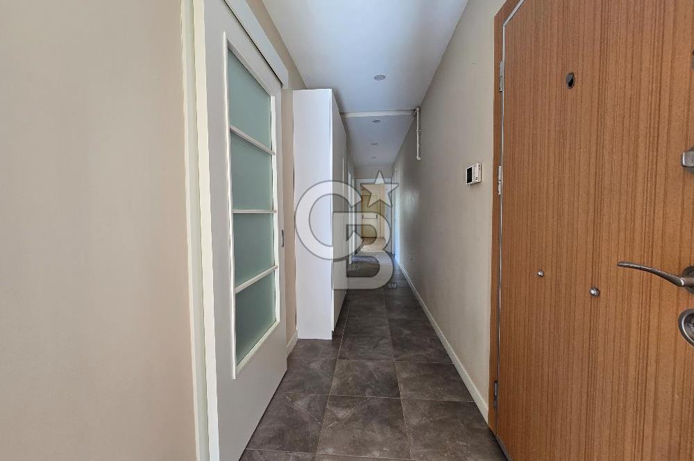 Feneryolunda 5 Yaşında Yeni Binada Satılık 3+1 Daire