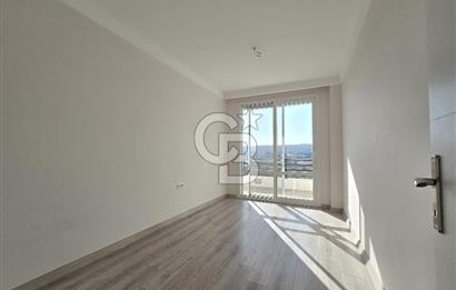 Ayvalık 150 Evlerde Geniş Site İçinde Satılık 3+1 Daire
