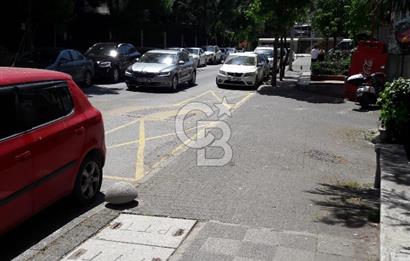 Metroya Yakın, Cadde Cepheli 2+1 Satılık Daire