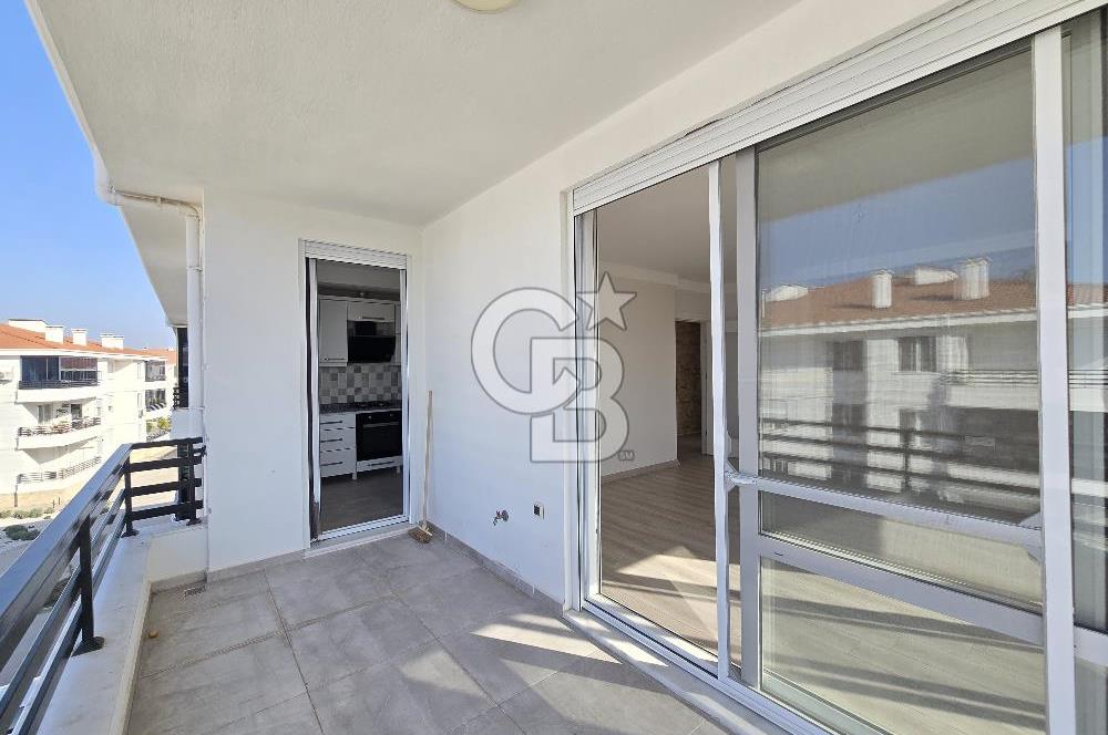 Ayvalık 150 Evlerde Geniş Site İçinde Satılık 3+1 Daire