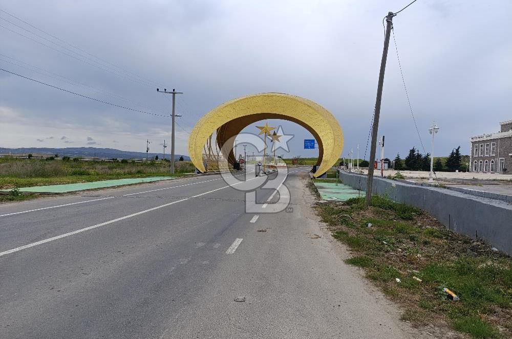 Gelibolu Evreşe'de Yol Cepheli İmarlı Arsa
