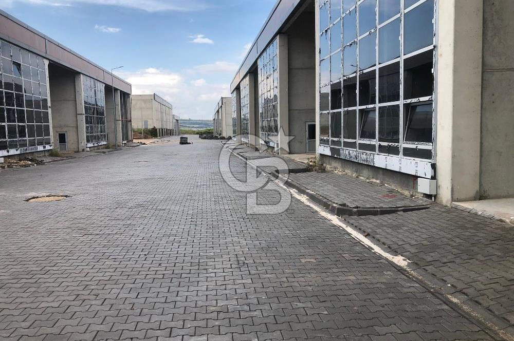 CB KİNG'DEN ORGANİZE SANAYİ MARANGOZLAR SİTESİ KİRALIK DÜKKAN