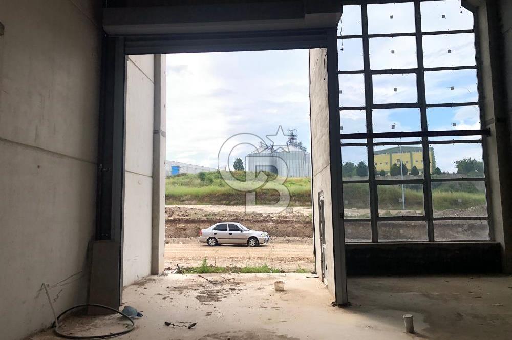CB KİNG'DEN ORGANİZE SANAYİ MARANGOZLAR SİTESİ KİRALIK DÜKKAN