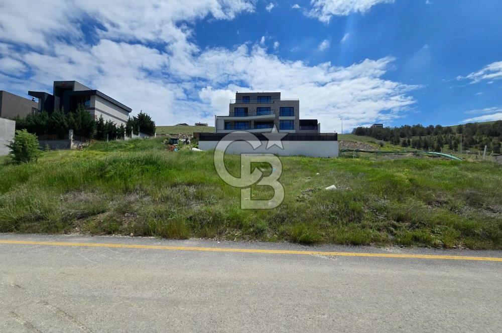ÇANKAYA BEYTEPE BEYLER CADDESİNE YAKIN 778 m2 VİLLA ARSASI