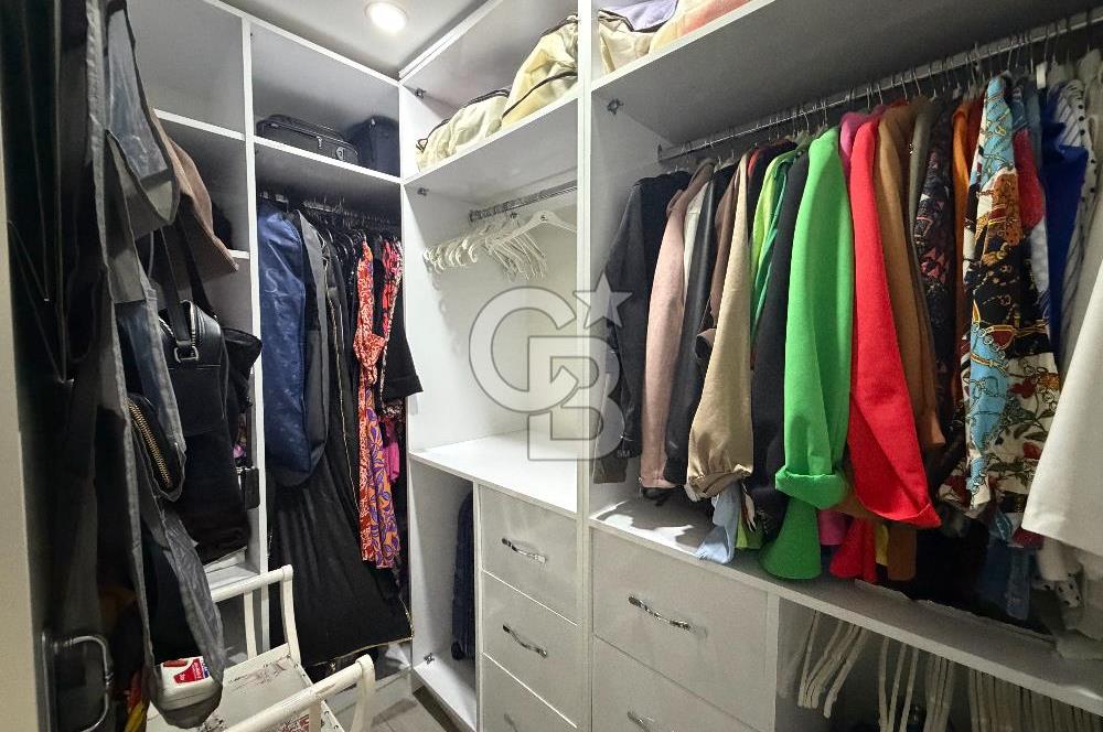 Selçuk Merkezde Yerden Isıtmalı Asansörlü Arakat 3+1 Daire