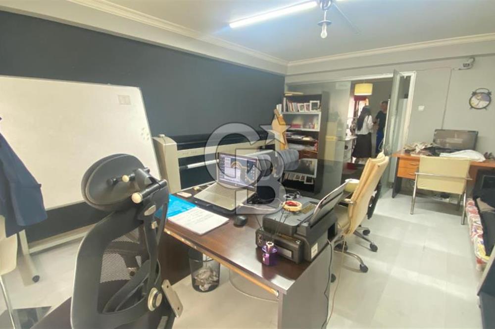 GAZİ BULVARINDA SATILIK 1+1 BÜRO /OFİS