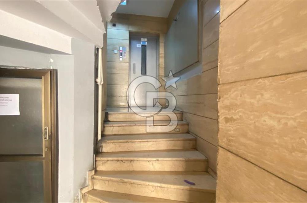 GAZİ BULVARINDA SATILIK 1+1 BÜRO /OFİS