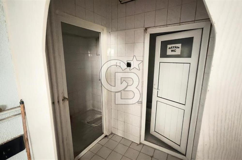 ANITTEPE GENÇLİK CADDESİNDE SATILIK MERKEZİ KONUMLU DÜKKAN