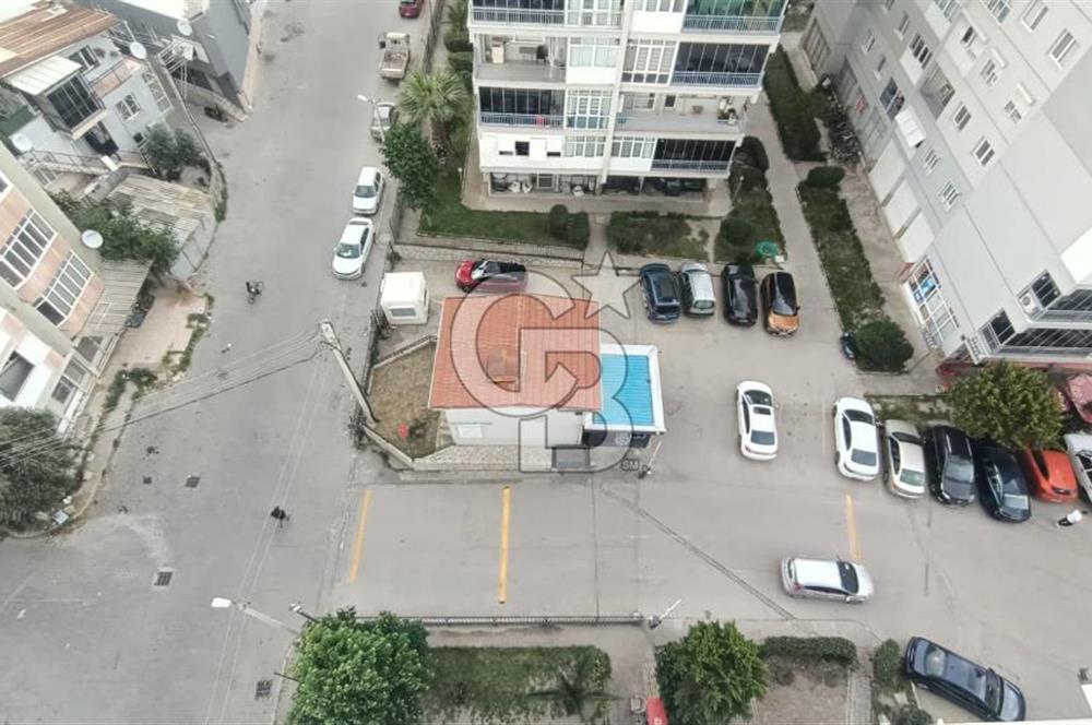 Bayraklı Tepekule'de Satılık 3+1 Site İçi Daire