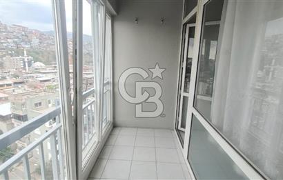Bayraklı Tepekule'de Satılık 3+1 Site İçi Daire