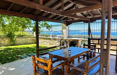 Kuşadası Yaylaköy’de Full Deniz Manzaralı, Zeytinlik İçerisinde Satılık Özel Malikane