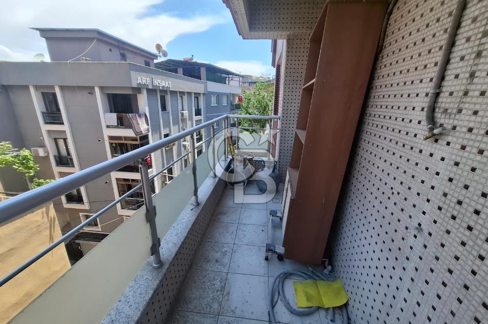 Bozyaka Mahallesi Eski İzmir Caddesi Üzerinde Satılık 3+1 Daire