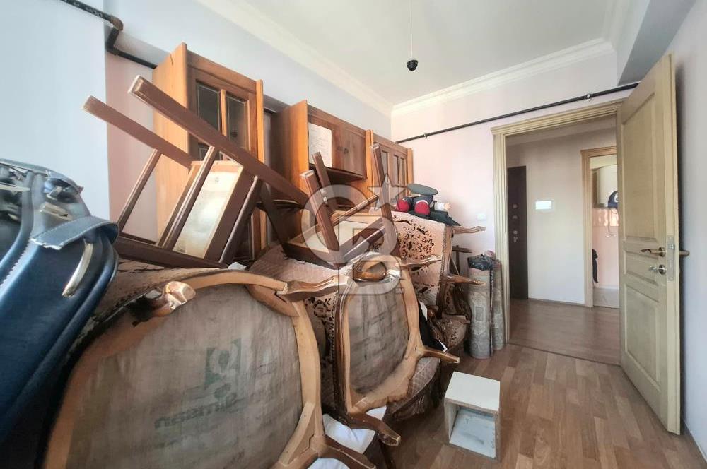 Bozyaka Mahallesi Eski İzmir Caddesi Üzerinde Satılık 3+1 Daire