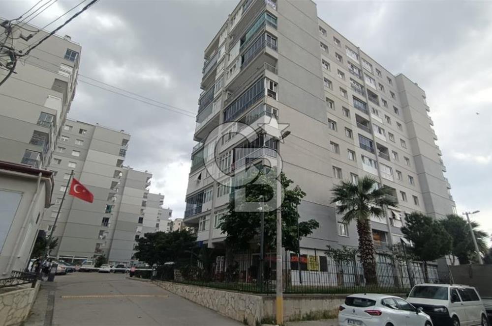 Bayraklı Tepekule'de Satılık 3+1 Site İçi Daire
