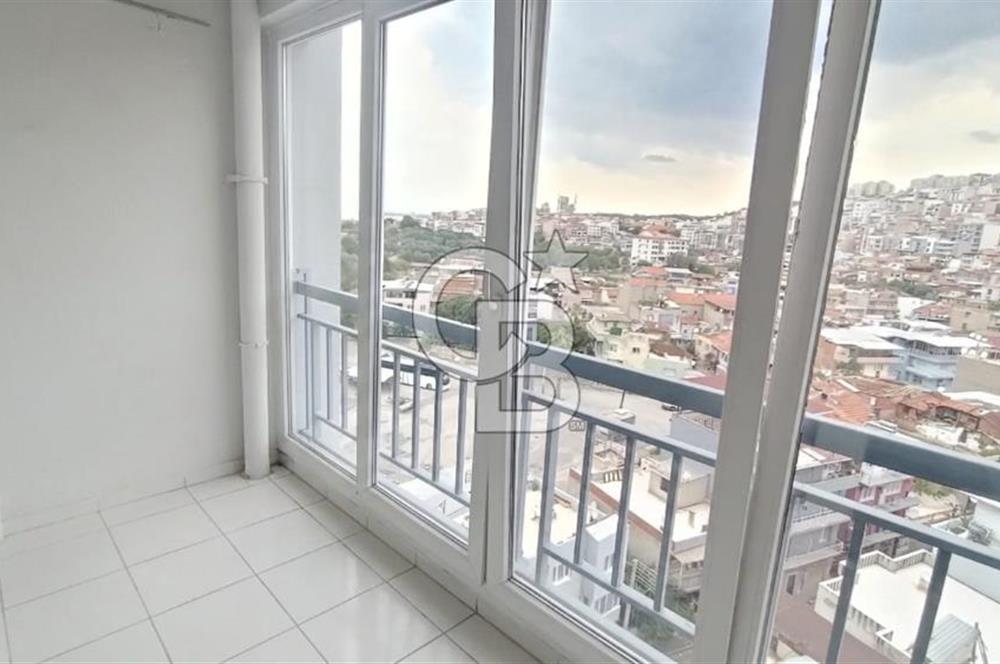 Bayraklı Tepekule'de Satılık 3+1 Site İçi Daire