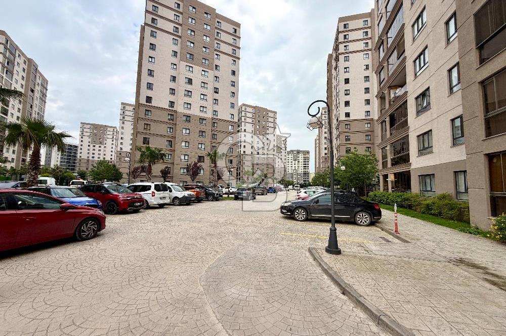Prestij Hayat Evleri'nde Bakımlı Kiralık 3+1 Köşe Tip Daire