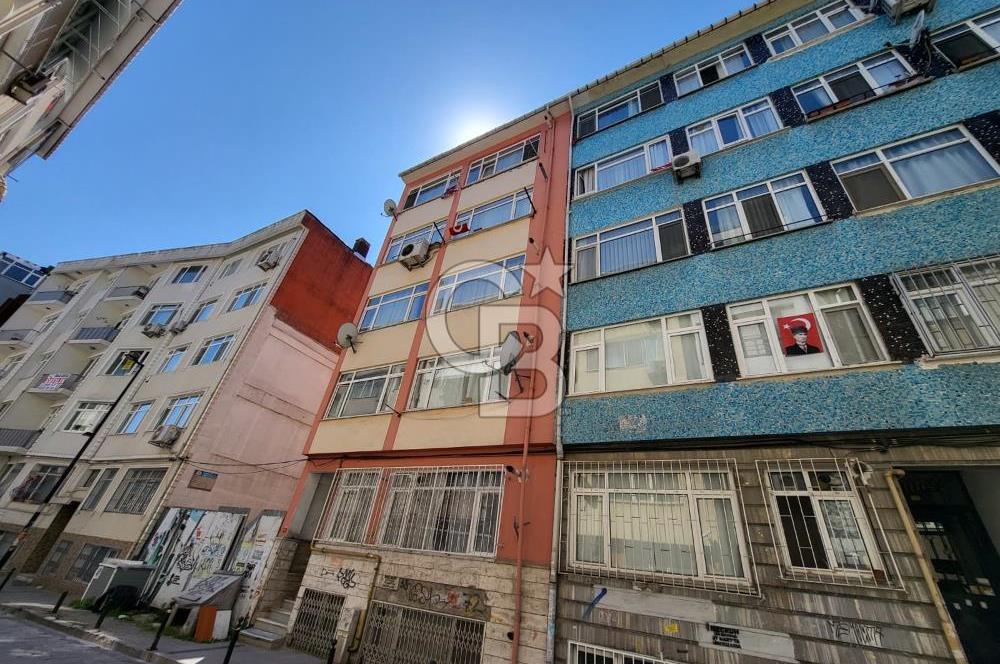 Beşiktaş Türkali'de Satılık 2+1 Balkonlu Daire